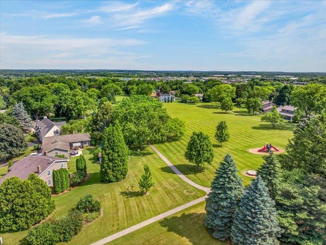 2313 Ramshead Court, Waukesha, WI 53188