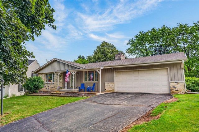 2313 Ramshead Court, Waukesha, WI 53188