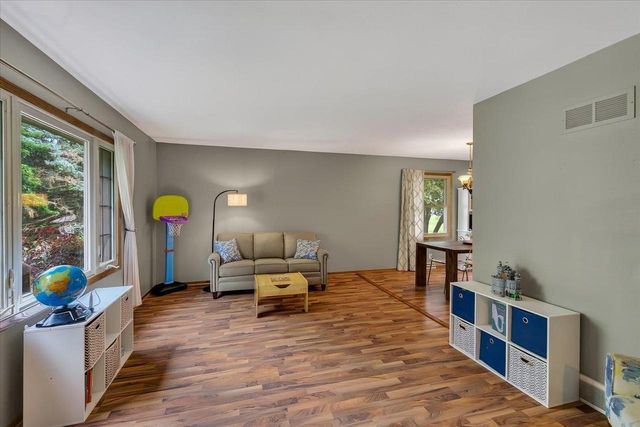 2313 Ramshead Court, Waukesha, WI 53188