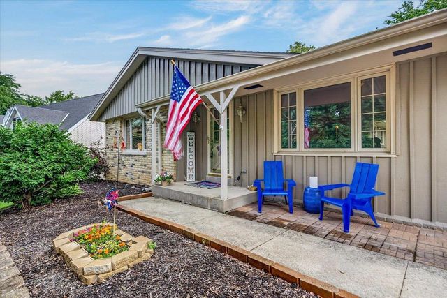 2313 Ramshead Court, Waukesha, WI 53188