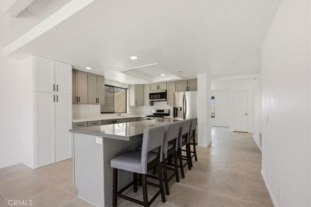 74231 Santa Rosa, Palm Desert, CA 92260