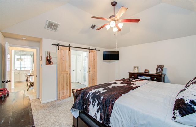 1779 County Road 151, Columbus, TX 78934