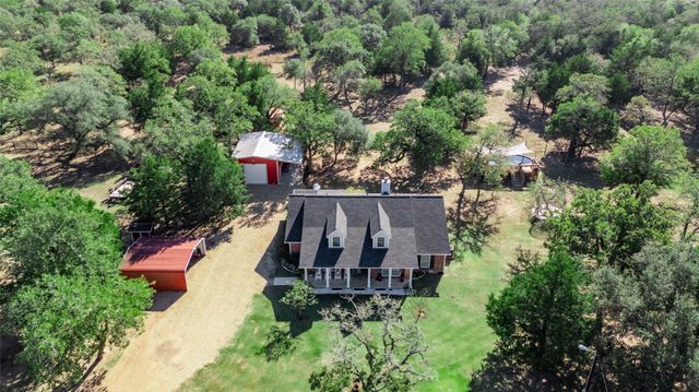 1779 County Road 151, Columbus, TX 78934