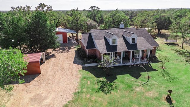 1779 County Road 151, Columbus, TX 78934