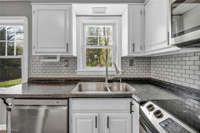 4304 Clague Road, North Olmsted, OH 44070