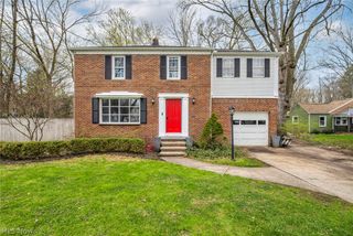 4304 Clague Road, North Olmsted, OH 44070