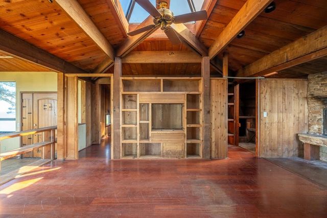 36260 Highway 1, Monterey, CA 93940