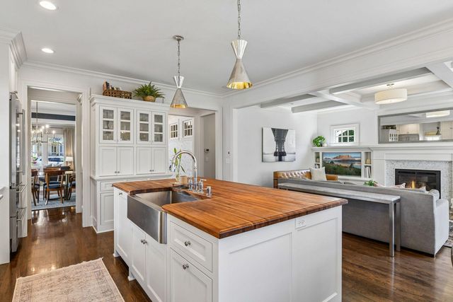 4519 W 56th Street, Edina, MN 55424