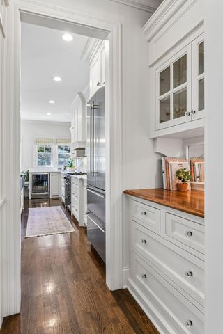 4519 W 56th Street, Edina, MN 55424