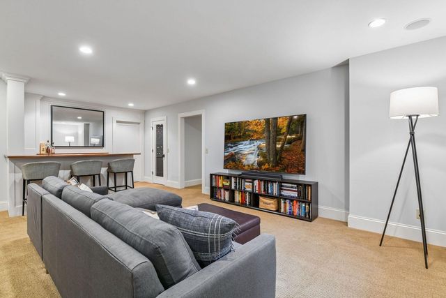 4519 W 56th Street, Edina, MN 55424