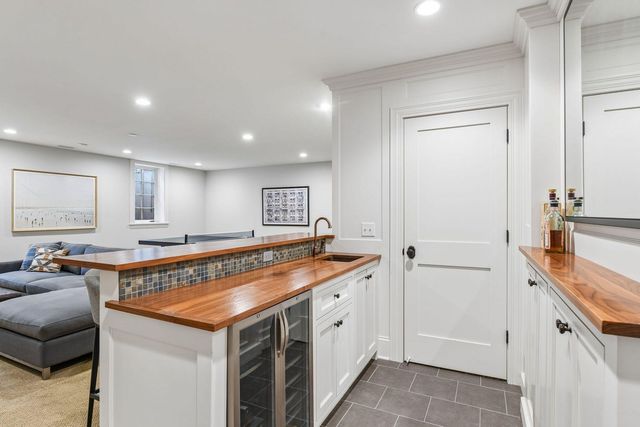 4519 W 56th Street, Edina, MN 55424