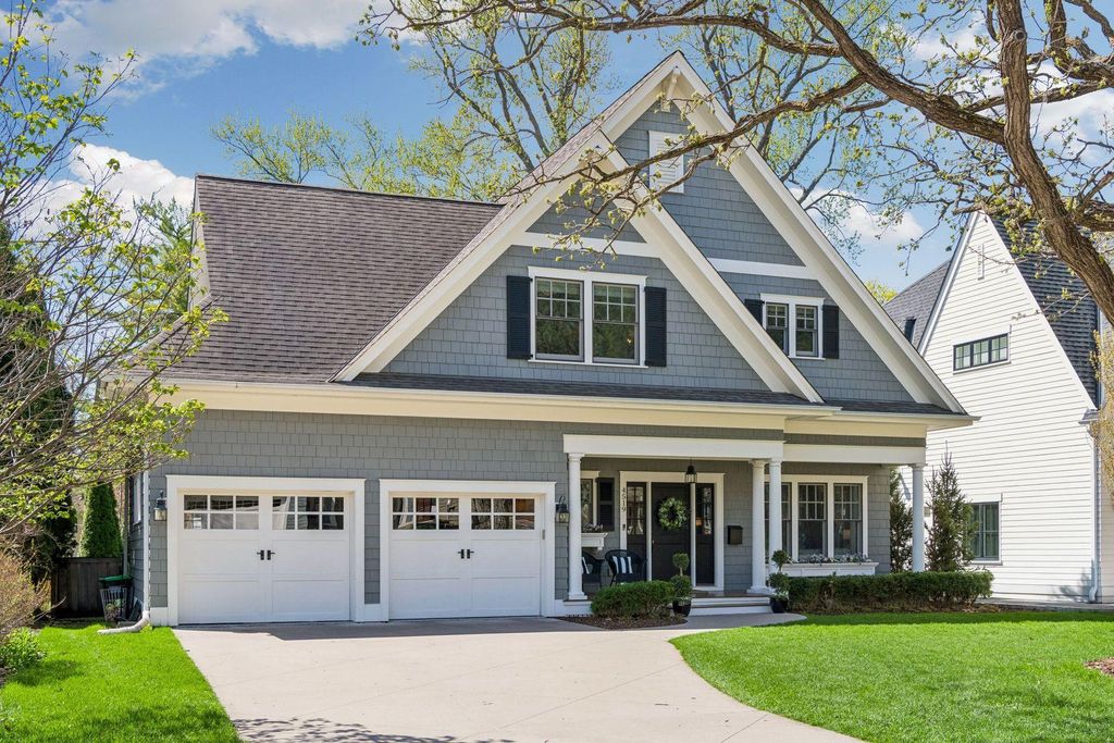 4519 W 56th Street, Edina, MN 55424