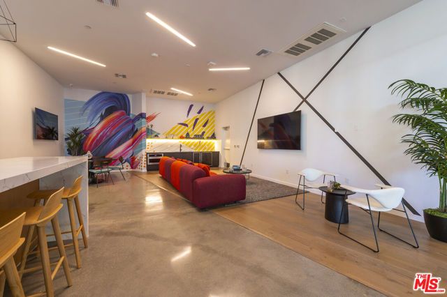 2929 pennsylvania Avenue 214, Santa Monica, CA 90404