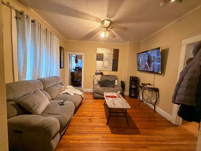 5819 Erie Avenue, Hammond, IN 46320