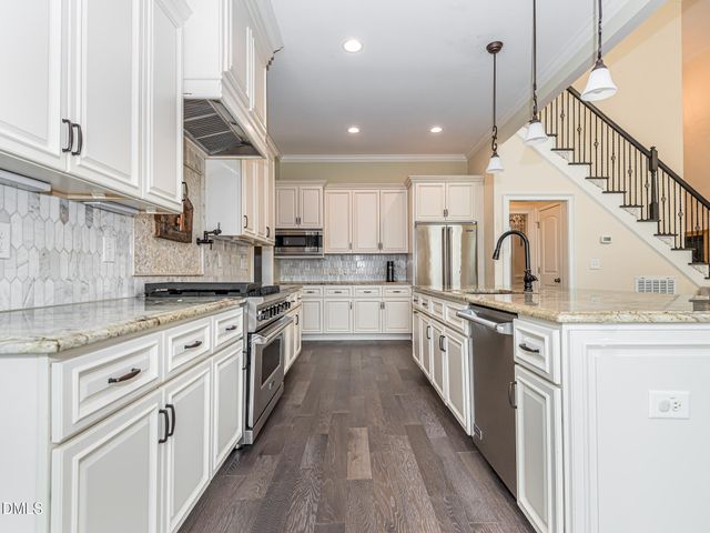 1015 Black River Drive, Zebulon, NC 27597