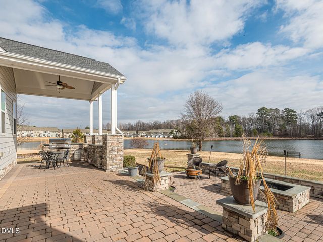 1015 Black River Drive, Zebulon, NC 27597