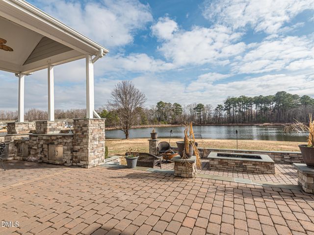 1015 Black River Drive, Zebulon, NC 27597