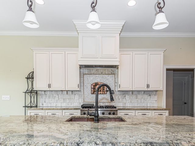 1015 Black River Drive, Zebulon, NC 27597