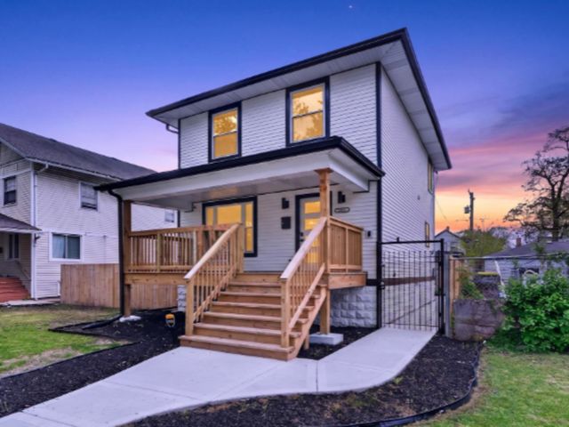 1508 S 7th Avenue, Maywood, IL 60153
