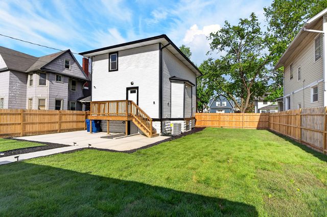 1508 S 7th Avenue, Maywood, IL 60153