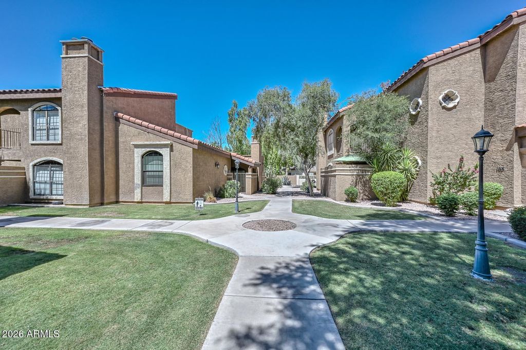 6945 E Cochise Road Unit 106, Paradise Valley, AZ 85253 — photo 2