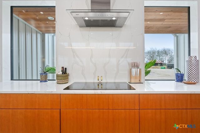 11579 Willow Grove Road, Moody, TX 76557