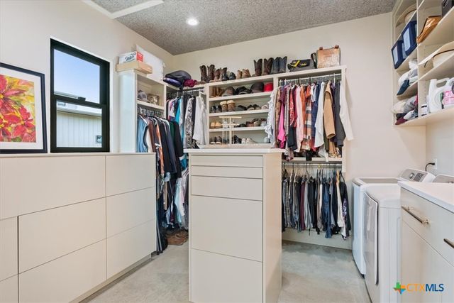 11579 Willow Grove Road, Moody, TX 76557