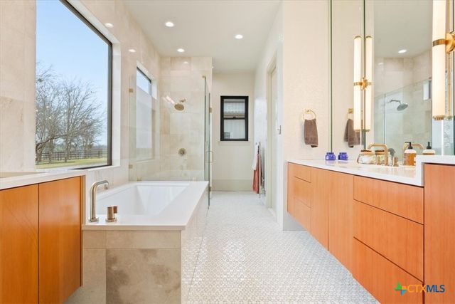 11579 Willow Grove Road, Moody, TX 76557