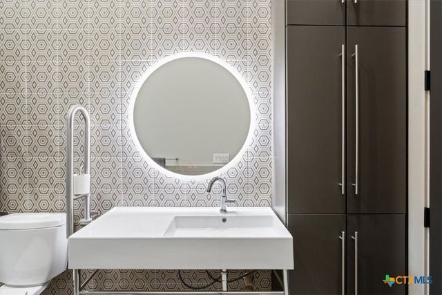 11579 Willow Grove Road, Moody, TX 76557