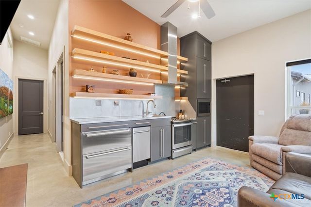 11579 Willow Grove Road, Moody, TX 76557