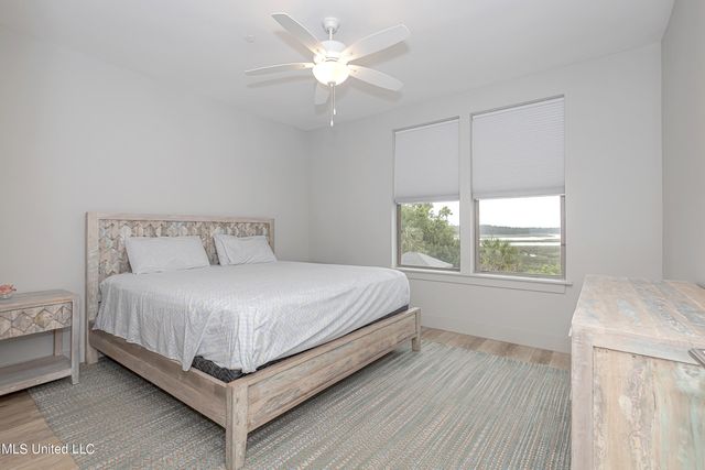 2501 Bienville Boulevard, 323, Ocean Springs, MS 39564