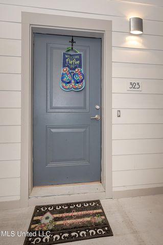 2501 Bienville Boulevard, 323, Ocean Springs, MS 39564