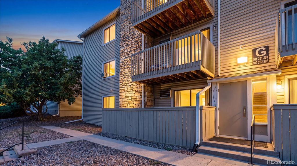 381 S Ames Street G101, Denver, CO 80226