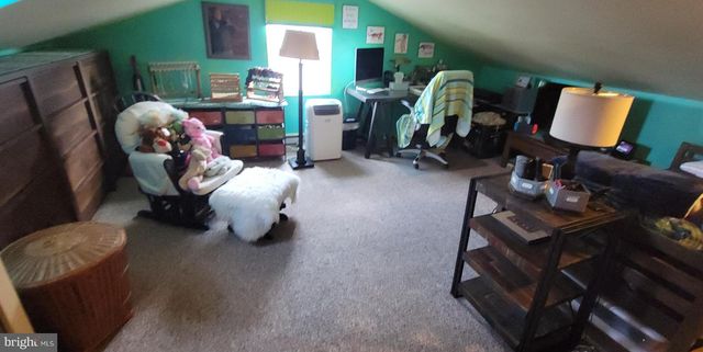 8088 FAIRVIEW ST, Philadelphia, PA 19136