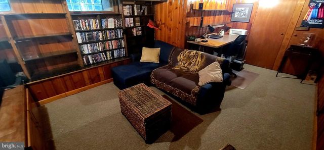 8088 FAIRVIEW ST, Philadelphia, PA 19136