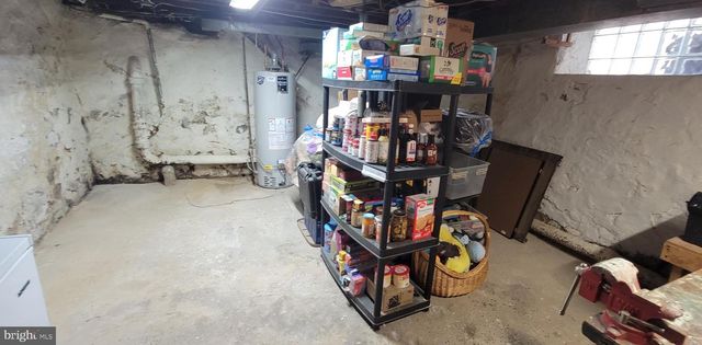 8088 FAIRVIEW ST, Philadelphia, PA 19136