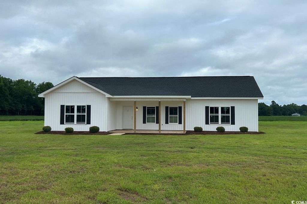 308 Todd School Rd., Mullins, SC 29574