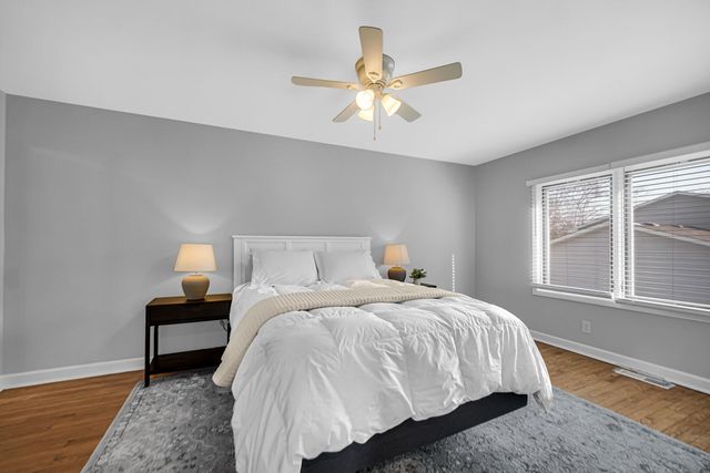 1515 W 94th Avenue, Crown Point, IN 46307