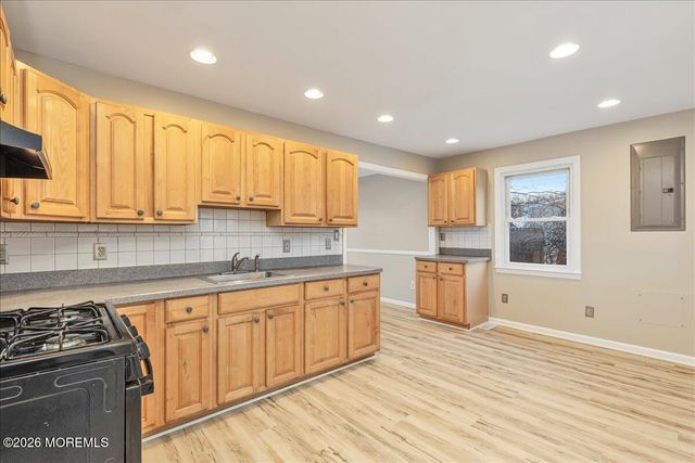 78 Liberty Place, Hazlet, NJ 07734