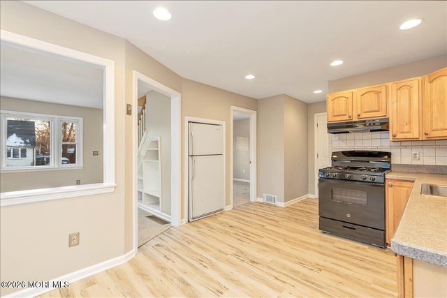 78 Liberty Place, Hazlet, NJ 07734