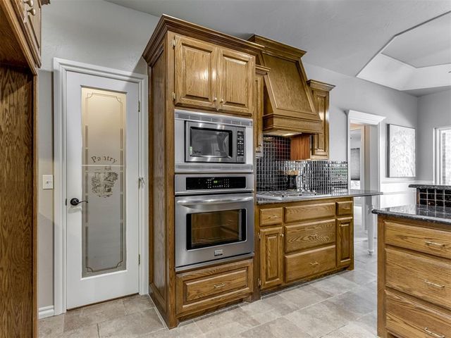 12509 Kingsgate Drive, Oklahoma City, OK 73170