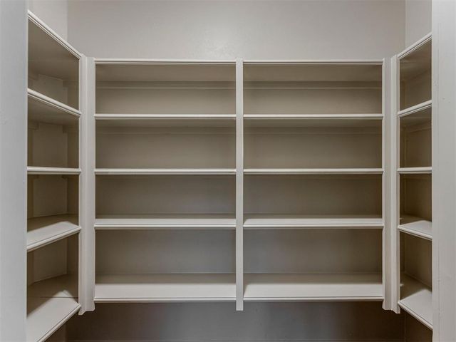 12509 Kingsgate Drive, Oklahoma City, OK 73170