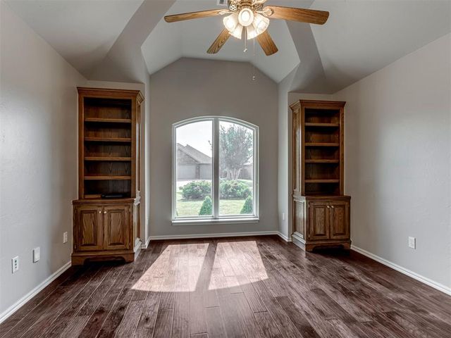 12509 Kingsgate Drive, Oklahoma City, OK 73170