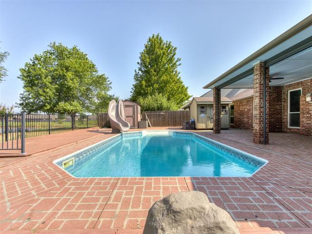 12509 Kingsgate Drive, Oklahoma City, OK 73170
