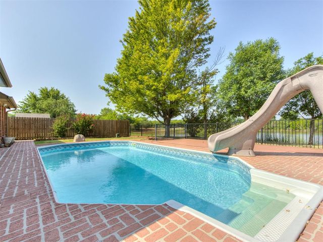 12509 Kingsgate Drive, Oklahoma City, OK 73170