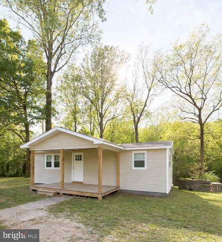 7310 MACEDONIA RD, Woodford, VA 22580