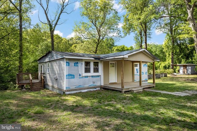 7310 MACEDONIA RD, Woodford, VA 22580