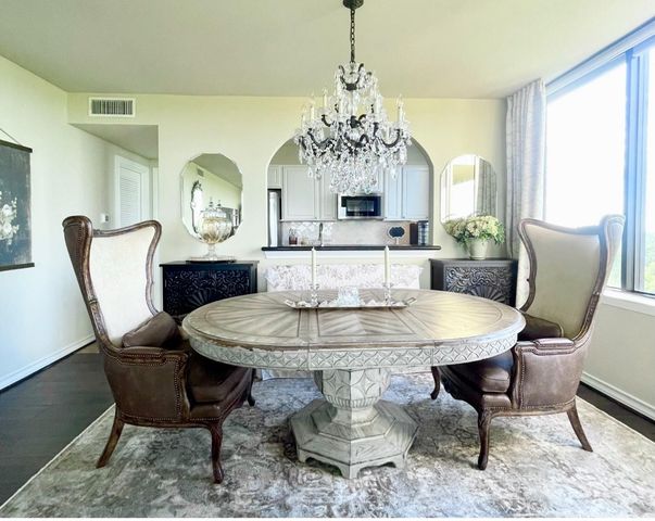 14655 E Champion Forest Drive E 1402, Houston, TX 77069