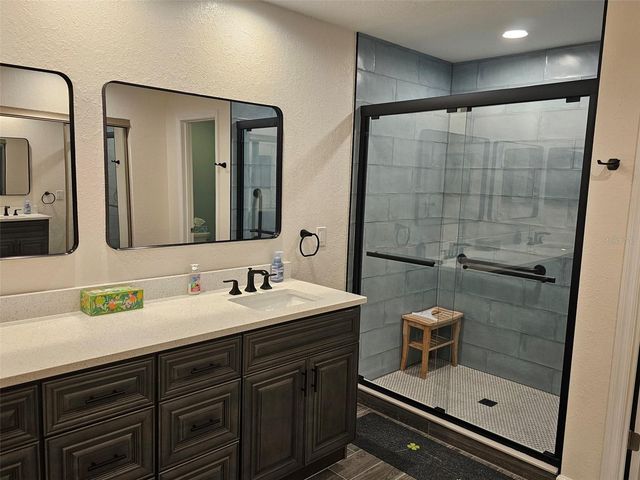 4522 LA JOLLA DRIVE, Bradenton, FL 34210