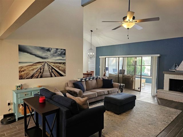4522 LA JOLLA DRIVE, Bradenton, FL 34210